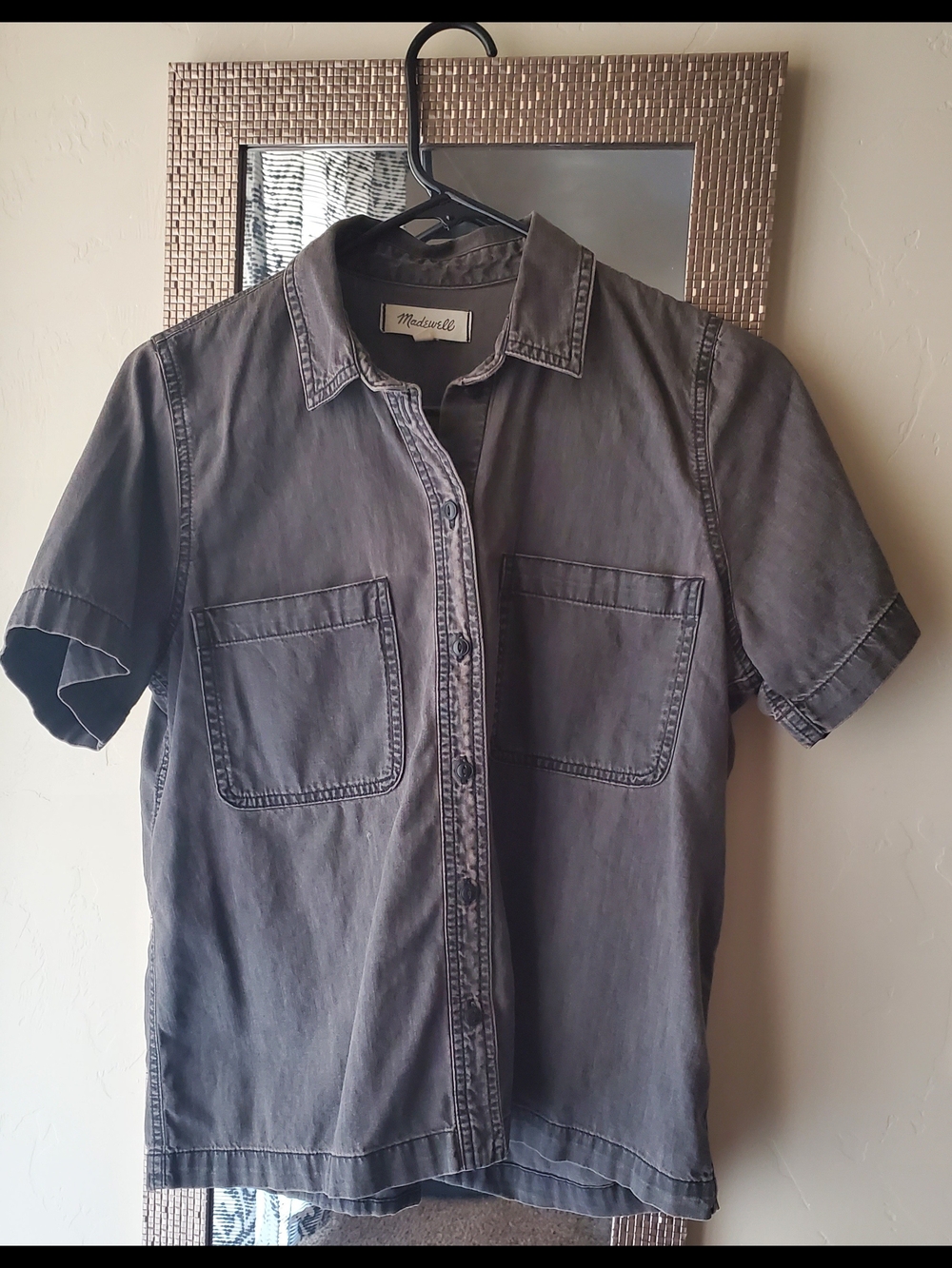 Madewell Women's Short-Sleeve Button-Down Shirt in Faded Gray